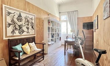 CASA EN VENTA DE 6 DORM. EN VALPARAÍSO