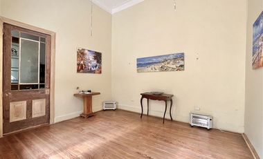 CASA EN VENTA DE 6 DORM. EN VALPARAÍSO