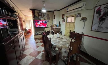 Venta casa con dos viviendas independientes