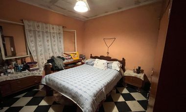 Venta casa con dos viviendas independientes