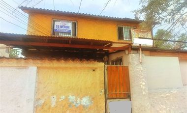 SE VENDE TERRENO CON DOS CASAS AMPLIAS CON LOCAL COMERCIAL