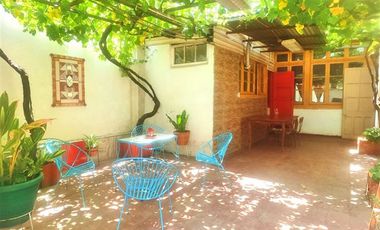 SE VENDE TERRENO COMERCIAL CON 2 CASAS AMPLIAS PROVIDENCIA