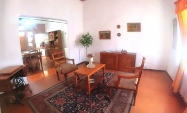 SE VENDE TERRENO COMERCIAL CON 2 CASAS AMPLIAS PROVIDENCIA
