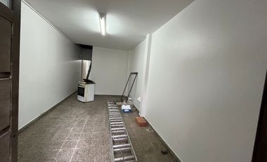Venta casa en Parque Cisneros  PERMUTA FINANCIA