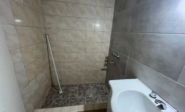 Venta casa en Parque Cisneros  PERMUTA FINANCIA