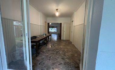 Venta casa en Parque Cisneros  PERMUTA FINANCIA