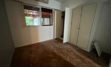 Venta casa en Parque Cisneros  PERMUTA FINANCIA