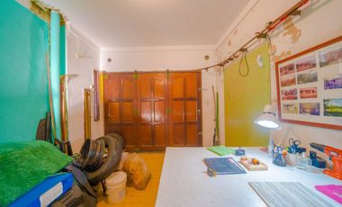 VENTA CASA 5 AMBIENTES VILLA ADELINA