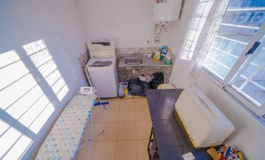 VENTA CASA 5 AMBIENTES VILLA ADELINA