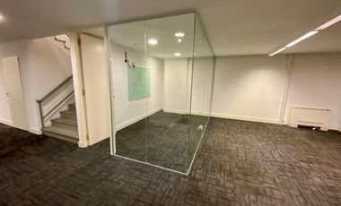 Oficina AAA alquiler Retiro con cochera