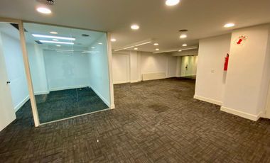 Oficina AAA alquiler Retiro con cochera