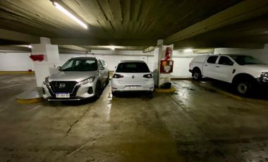 Oficina AAA alquiler Retiro con cochera