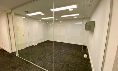 Oficina AAA alquiler Retiro con cochera