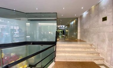 Oficina AAA alquiler Retiro con cochera