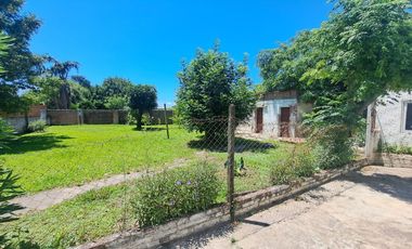 Gran propiedad sobre Ruta 11, a mts del Aeropuerto