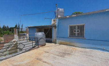 Gran propiedad sobre Ruta 11, a mts del Aeropuerto