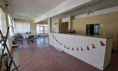 Gran propiedad sobre Ruta 11, a mts del Aeropuerto