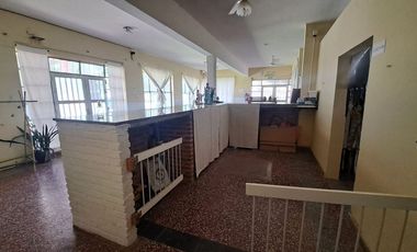 Gran propiedad sobre Ruta 11, a mts del Aeropuerto