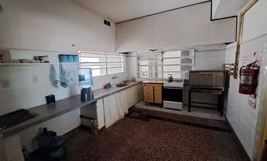 Gran propiedad sobre Ruta 11, a mts del Aeropuerto