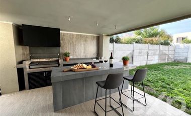 Casa en Venta en Santa Elena Chicureo