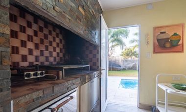 CASA 2 DORM Y PISCINA en San Jeronimo del Sauce