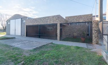 CASA 2 DORM Y PISCINA en San Jeronimo del Sauce