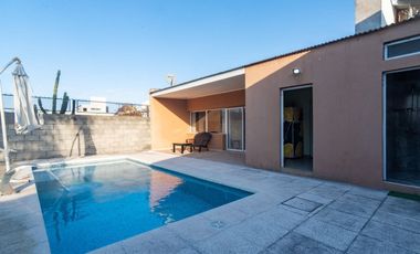 CASA 2 DORM Y PISCINA en San Jeronimo del Sauce