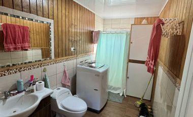 HERMOSA CASA CON TINAJA Y DOMO CAMINO ANTILHUE