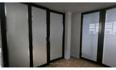 Bodega en Venta con Oficina en Col. La  Loma