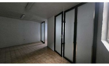 Bodega en Venta con Oficina en Col. La  Loma