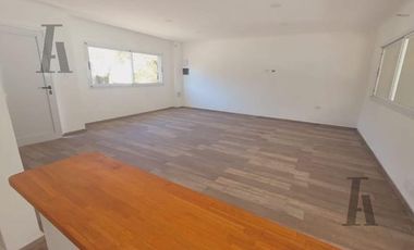 Casa Duplex en Alquiler - zona Toma