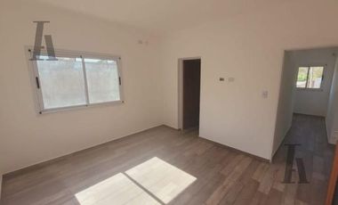Casa Duplex en Alquiler - zona Toma