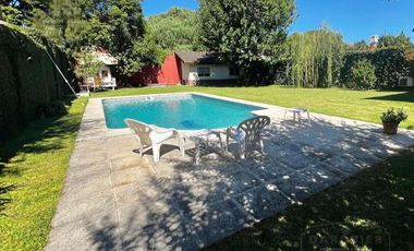 Casa en  ADROGUE