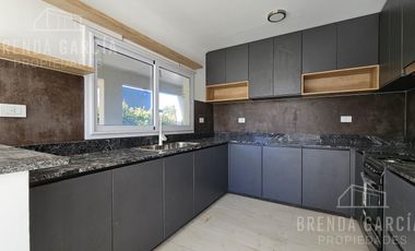 Casa Desde El Pozo En Venta - Colón