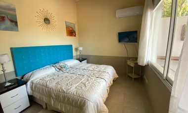 Cod 429 - VENTA / Avutarda entre Nogal y Mimbre - a 1 cuadra de la playa!!