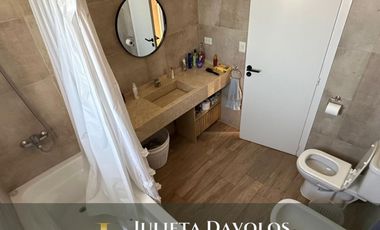 Casa a la laguna en Venta/Alquiler 6 Ambientes El Canton Barrio Norte