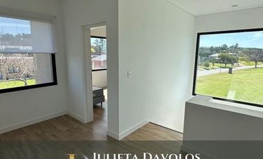 Casa a la laguna en Venta/Alquiler 6 Ambientes El Canton Barrio Norte
