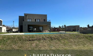 Casa a la laguna en Venta/Alquiler 6 Ambientes El Canton Barrio Norte