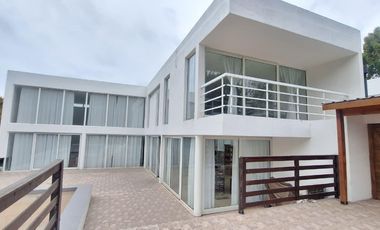 CASA EN VENTA BARRIO RUMENCO