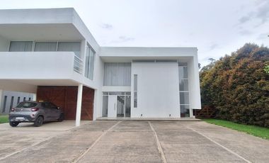 CASA EN VENTA BARRIO RUMENCO