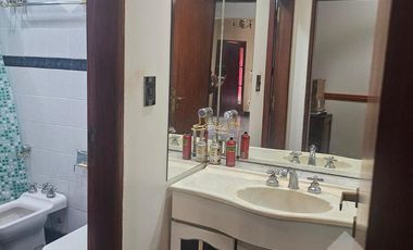 CASA CON AMPLIO LOTE DE 456 M2