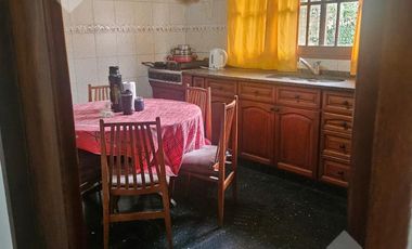CASA CON AMPLIO LOTE DE 456 M2