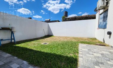 Casa En Planta Baja En Venta - Colon Entre Rios