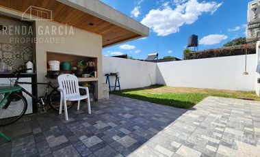 Casa En Planta Baja En Venta - Colon Entre Rios