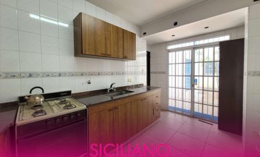 Local en Parque Avellaneda