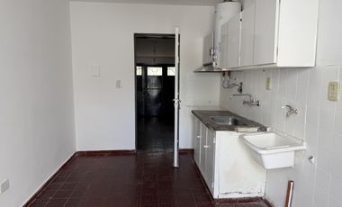 Casa en alquiler. Bº Cementista 2. Las Heras