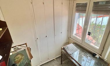 Casa en  ADROGUE EN EXCELENTE UBICACION