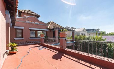 Exclusiva Casa de Categoría. 7 Ambientes, 5 Suites. Jardín, Pileta, Cocheras. Las Caletas - Nordelta