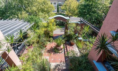 Exclusiva Casa de Categoría. 7 Ambientes, 5 Suites. Jardín, Pileta, Cocheras. Las Caletas - Nordelta