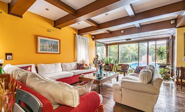 Exclusiva Casa de Categoría. 7 Ambientes, 5 Suites. Jardín, Pileta, Cocheras. Las Caletas - Nordelta